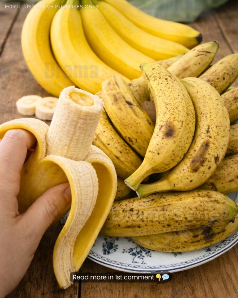 Should You Eat Bananas on an Empty Stomach?