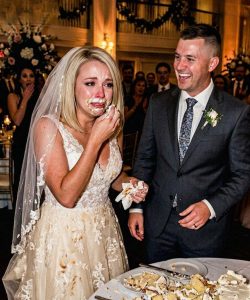 My Groom Sma:shed My Face Into the Cake During the Cake Cutting as a ‘Joke’ – I Was on the Verge of Tears When My Brother Sh0cked Everyone